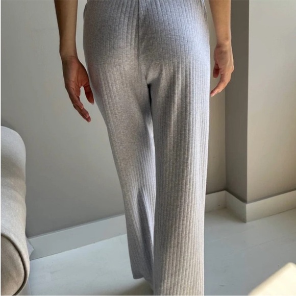 Brandy Melville Heather Grey Pointelle Pants - Picture 2 of 7